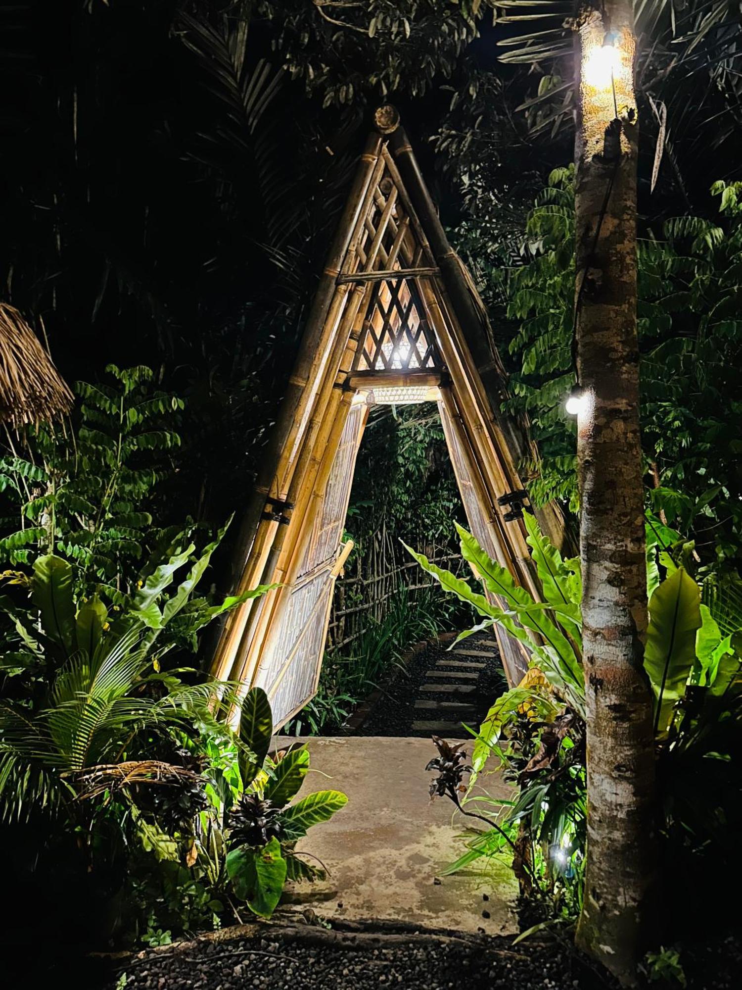 Bamboo House - Ecobreeze Βίλα Sidemen  Εξωτερικό φωτογραφία